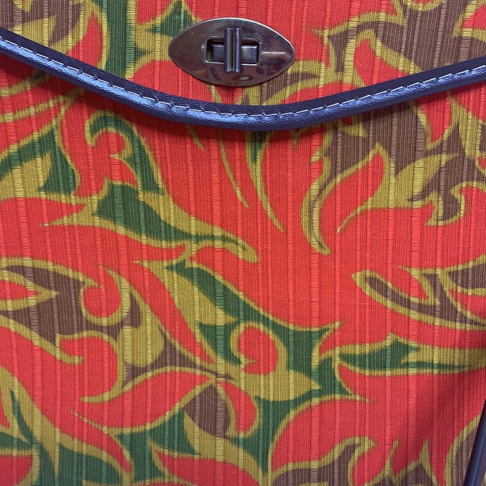 Vintage 70’s Bag | Orange Front Locking Retro Bag | Throwback Decor Carry Case - Picture 4 of 11